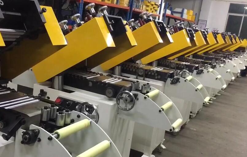 Open Type Precision Straightener Machine With Cleaning Function